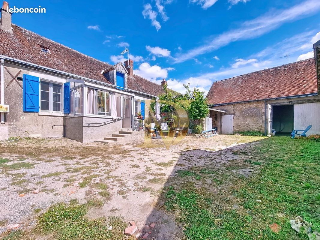 2 rooms House in Francueil, France No. 334004