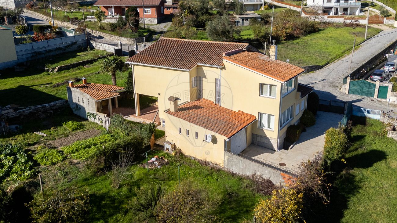 4 bedrooms House in Bornes de Aguiar, Portugal No. 22315