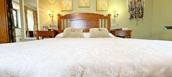 4 bedrooms House in Fene, Spain No. 51822 26