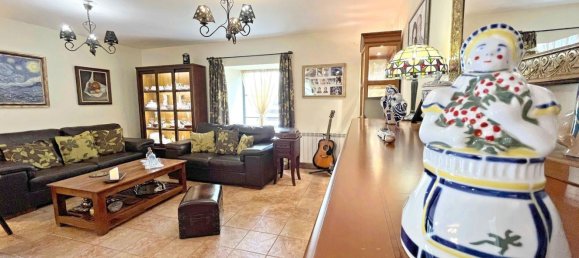 4 bedrooms House in Fene, Spain No. 51822 12