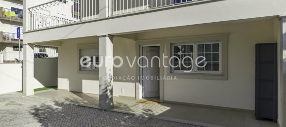 Таунхаус с 11 спальнями в Лейрия, Португалия № 144023 18