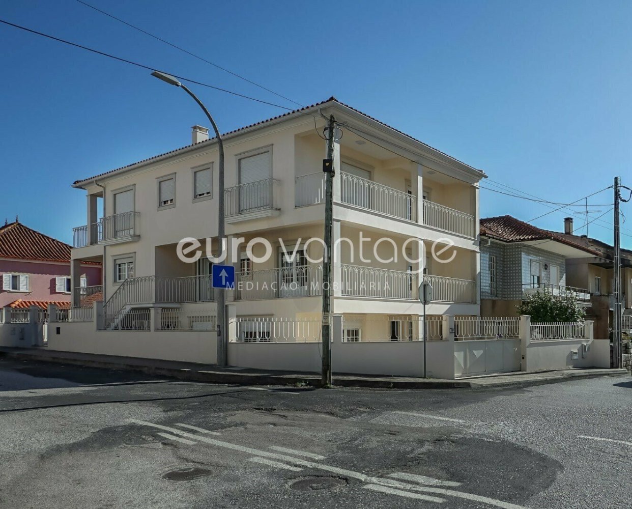 Таунхаус с 11 спальнями в Лейрия, Португалия № 144023