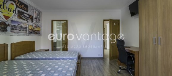 Таунхаус с 11 спальнями в Лейрия, Португалия № 144023 15