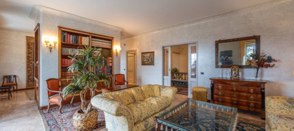 Apartamento de 6 dormitorios en Turin, Italy No. 53594 5