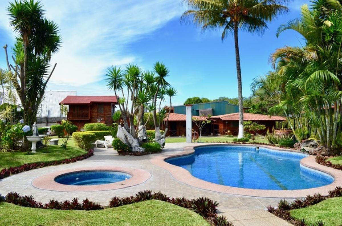 11 bedrooms House in Santo Domingo, Costa Rica No. 789