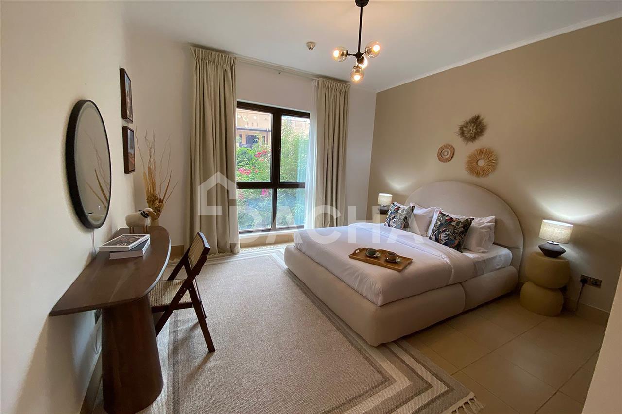 2 bedrooms Apartment in Old Town, UAE No. 27262