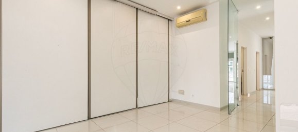 Gewerbliche Immobilie in Lisbon, Portugal 99m², Nr. 250698 9