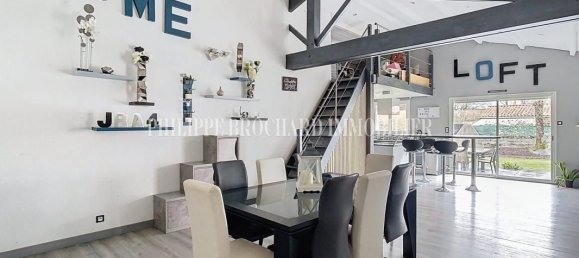 3 bedrooms House in Le Poire-sur-Vie, France No. 102164 5