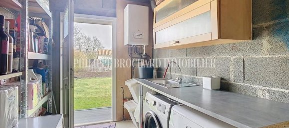 3 bedrooms House in Le Poire-sur-Vie, France No. 102164 14