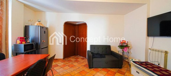 2 bedrooms Apartment in Rome, Italy No. 30965 4