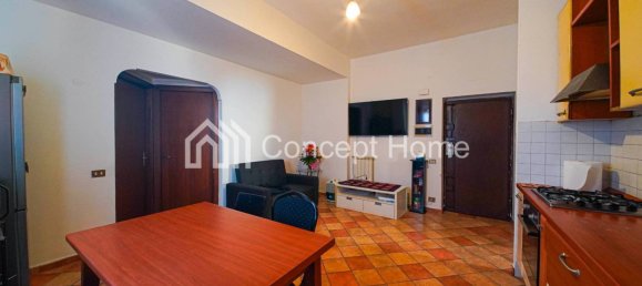 2 bedrooms Apartment in Rome, Italy No. 30965 6