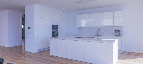 4 bedrooms House in Calheta, Portugal No. 113583 14