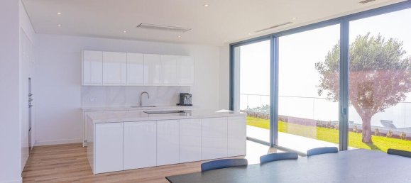 4 bedrooms House in Calheta, Portugal No. 113583 16