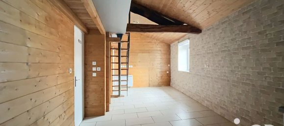 1 bedroom Apartment in Heyrieux, France No. 199022 5