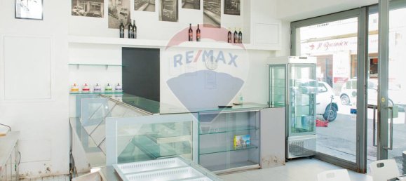 Propiedad comercial de 2 habitaciónes en Catania, Italy No. 56987 3