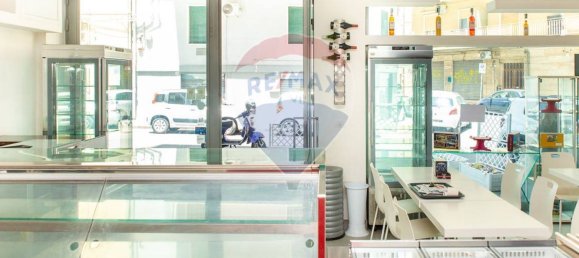 Propiedad comercial de 2 habitaciónes en Catania, Italy No. 56987 12