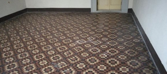 5 rooms Apartment in Lucca, Italy No. 173112 20