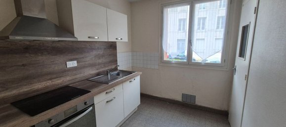 Estudio en Rambouillet, France No. 165544 2