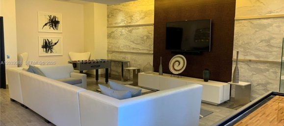 2 Schlafzimmer Gewerbliche Immobilien in Miami, USA, Nr. 614978 6