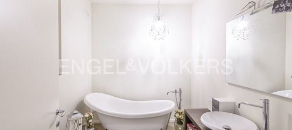 3 bedrooms Apartment in Verona, Italy No. 129966 14