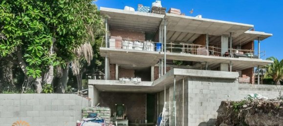 5 bedrooms Villa in Calpe, Spain No. 5304 10