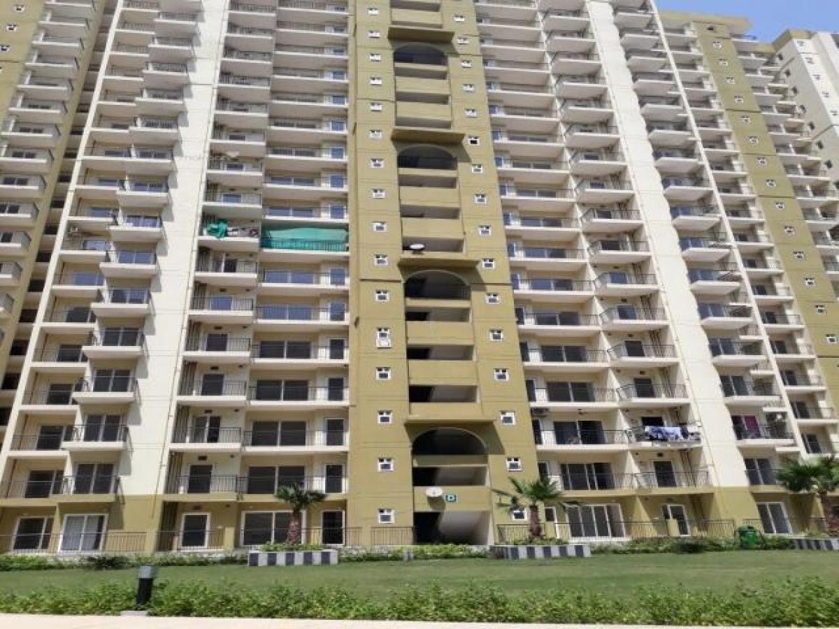 3 bedrooms House in Noida, India No. 66981