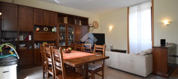 2 bedrooms Apartment in Brugherio, Italy No. 298395 2