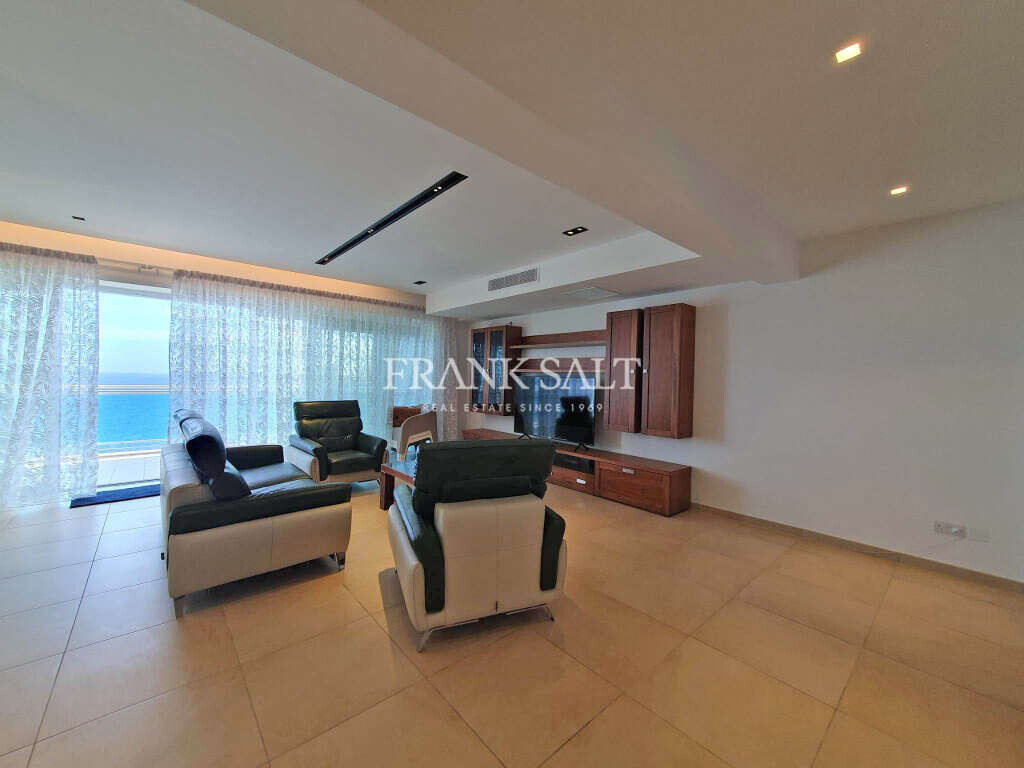 Квартира с 2 спальнями в Слима, Мальта № 7081