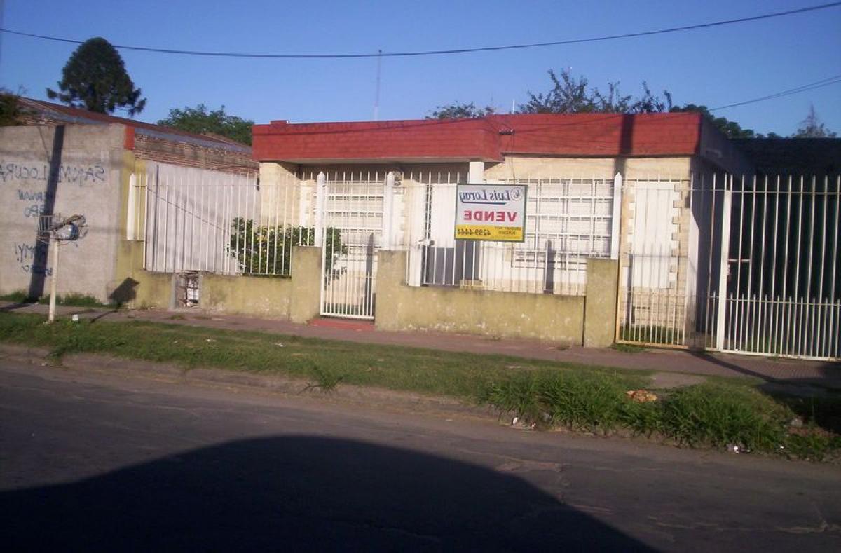 2 bedrooms House in Almirante Brown, Argentina No. 88854