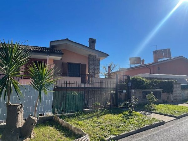 6-Zimmer Villa in Cerveteri, Italy, Nr. 83950