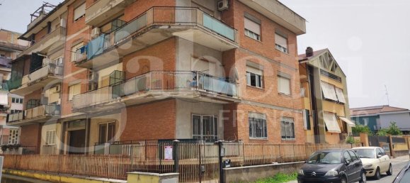 4 rooms Apartment in Aprilia, Italy No. 158571 3