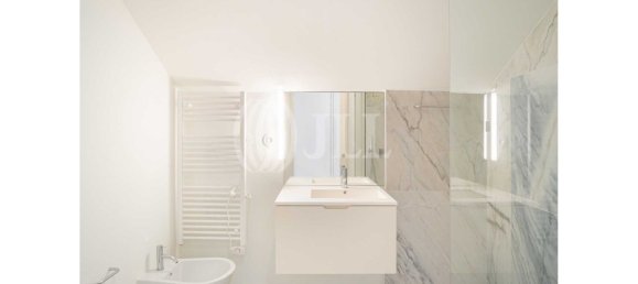 Apartamento de 2 dormitorios en Matosinhos, Portugal No. 94358 20