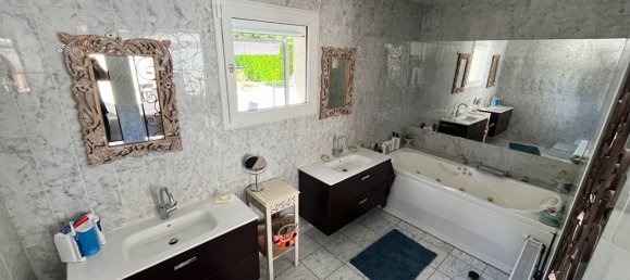 5 Schlafzimmer Haus in Bourges, France, Nr. 245634 27