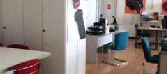 7 rooms Villa in Agrate Brianza, Italy No. 6487 2