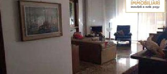 7 rooms Villa in Agrate Brianza, Italy No. 6487 7