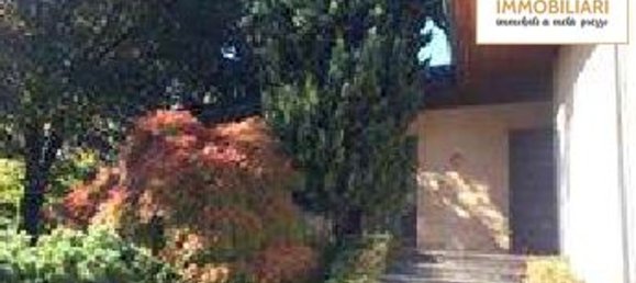 7 rooms Villa in Agrate Brianza, Italy No. 6487 3