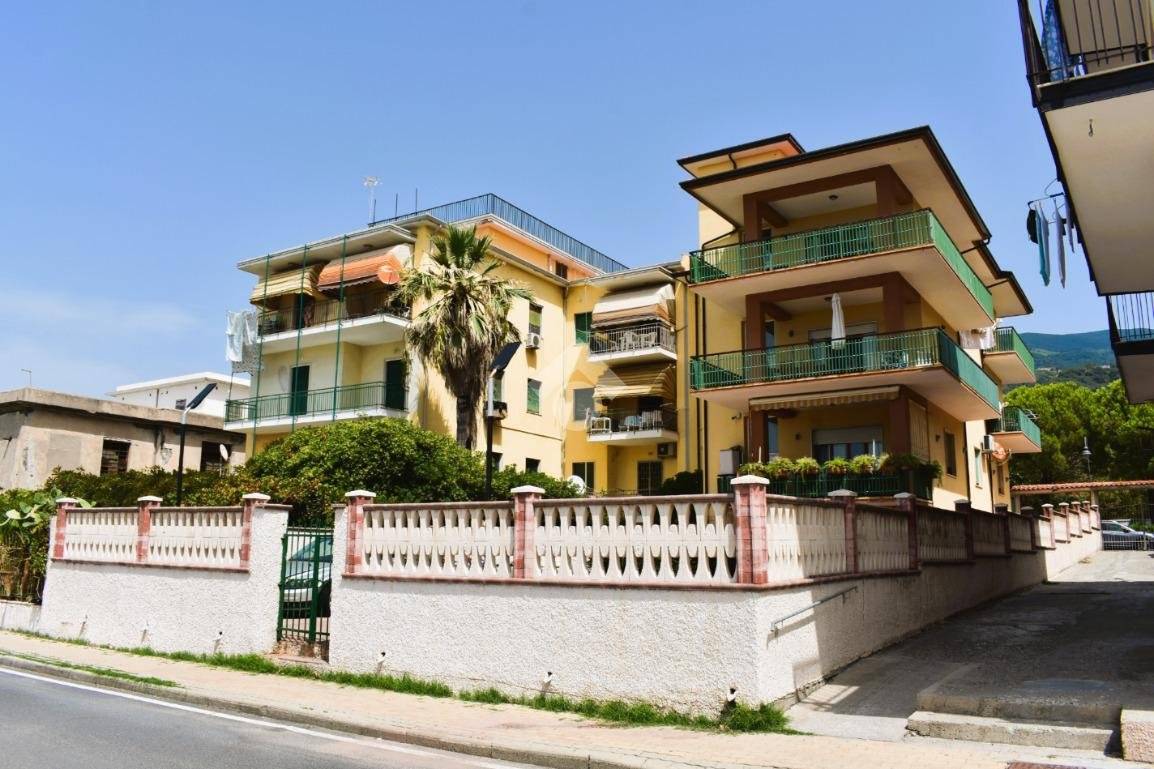 3 bedrooms Apartment in Fuscaldo, Italy No. 343695