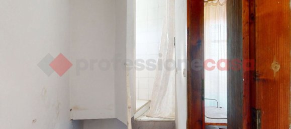 Дом с 5 комнатами в Баньи ди Лукка, Италия № 237869 23