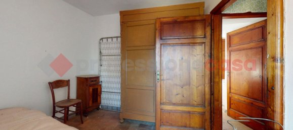 Дом с 5 комнатами в Баньи ди Лукка, Италия № 237869 19