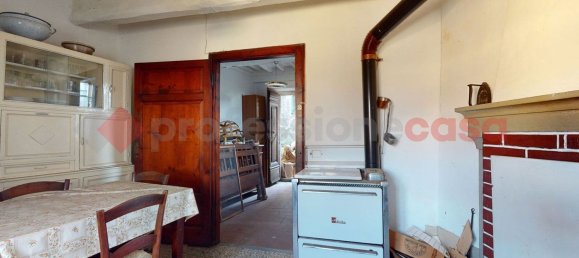 Дом с 5 комнатами в Баньи ди Лукка, Италия № 237869 10