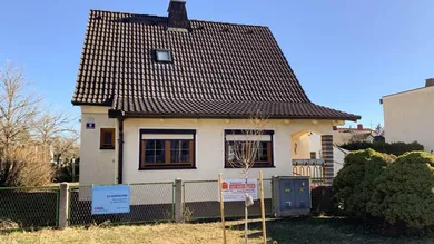 Casa de 3 habitaciónes en Hirtenberg, Austria No. 30716