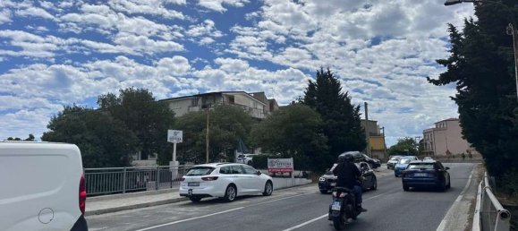 85m² Commercial property in Davoli, Italy No. 300797 5