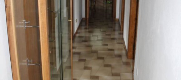 5 bedrooms Apartment in Pontremoli, Italy No. 142713 11