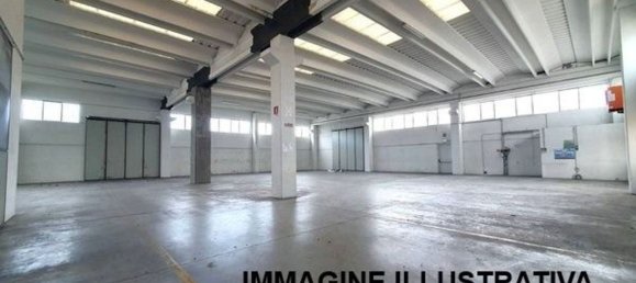 Lagerhaus in Calenzano, Italy 600m², Nr. 209943 6