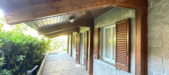 9-salle Villa à Dalmine, Italy No. 338633 4