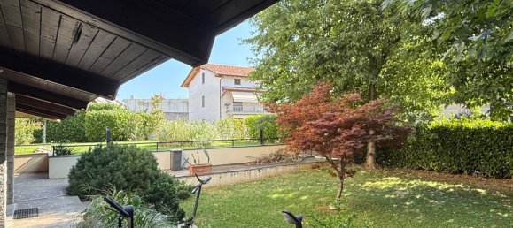 9-salle Villa à Dalmine, Italy No. 338633 5