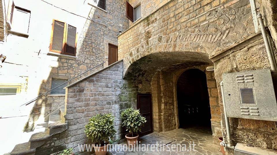3 bedrooms Apartment in Orvieto, Italy No. 47400