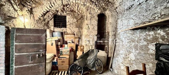 3 bedrooms Apartment in Orvieto, Italy No. 47400 14