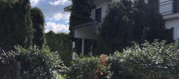 12-Zimmer Villa in Magenta, Italy, Nr. 5585 2