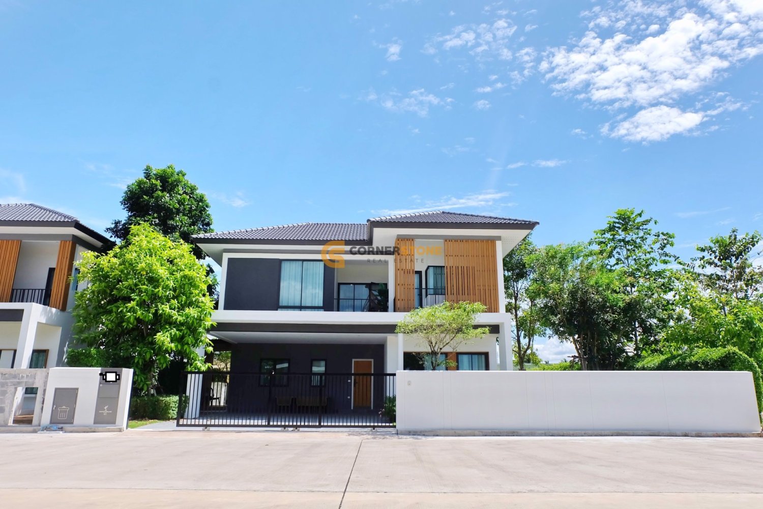 Дом 215м² в Банг Ламунг, Таиланд № 67338